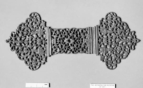 Book clasp