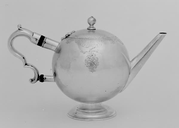 Teapot, by Kenneth McKenzie