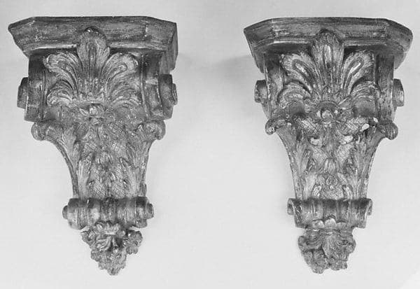 Pair of wall brackets