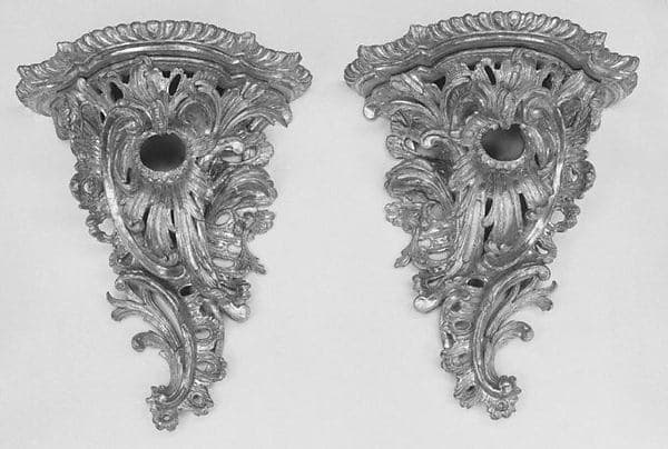 Pair of wall brackets