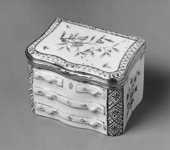 Snuffbox, by Mennecy