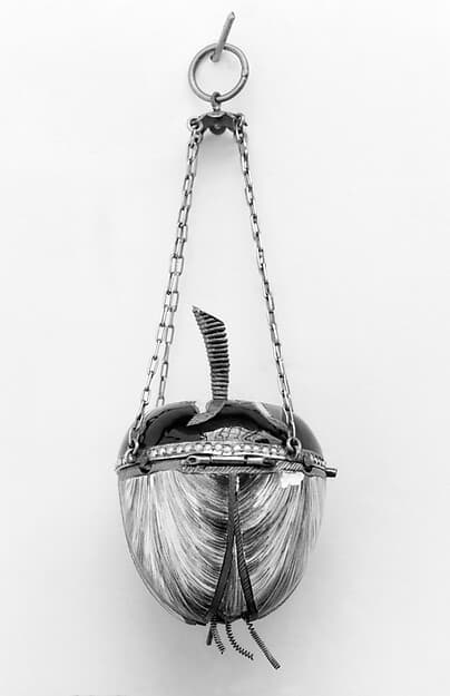 Watch in the form of a tulip, by Monée