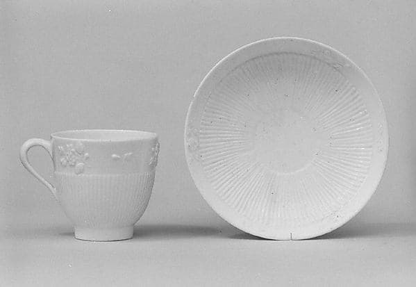 Cup and saucer, by Mennecy