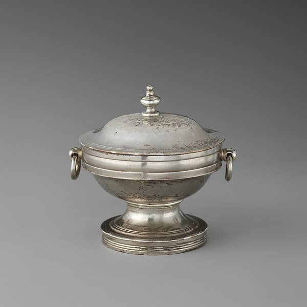 Miniature tureen with cover, by Thomas Howell