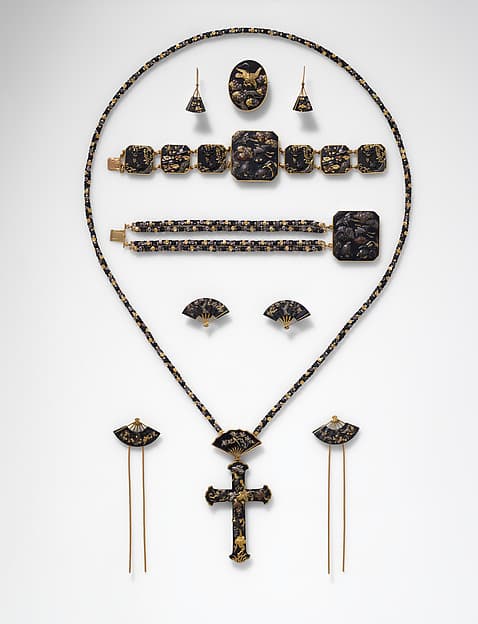 Eleven piece parure, by Hunt & Roskell