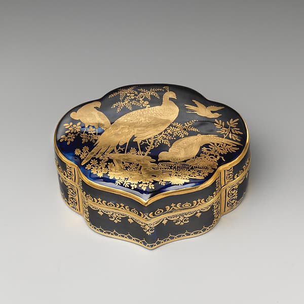 Toilet box containing three smaller boxes, by Chelsea Porcelain Manufactory