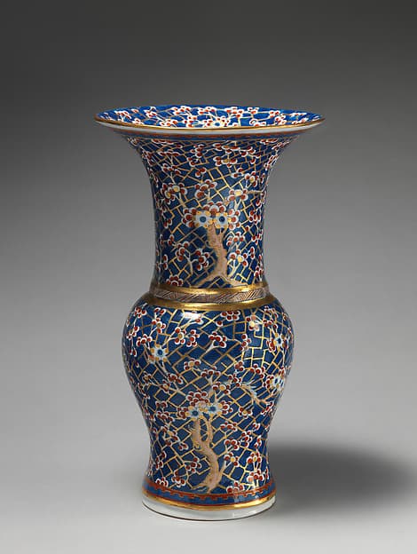 Vase (one of a pair), by Belvedere Manufactory