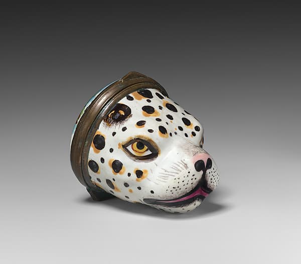 Bonbonnière in the form of a leopard's head