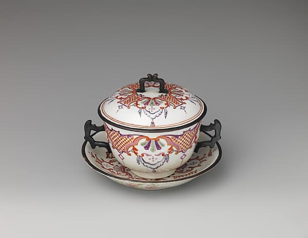 Cup with cover, by Vienna