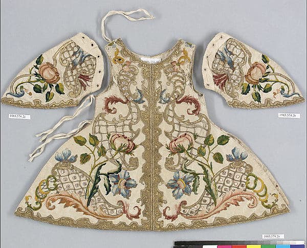 Statue robe