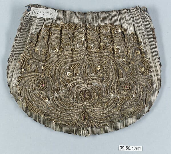 Cap crown