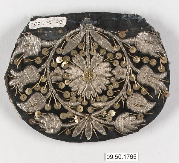 Cap crown