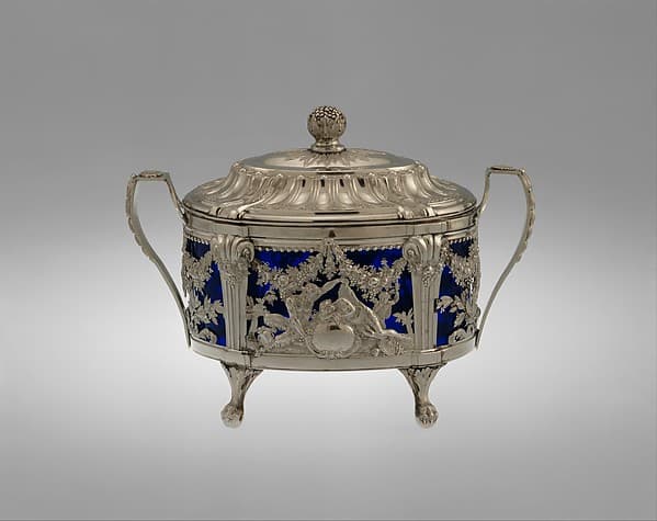 Sugar bowl, by Marc-Etienne Janety