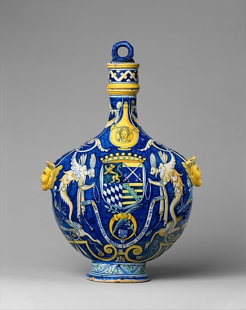 Pilgrim bottle with screw top, by Antoine Syjalon
