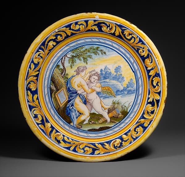 Plate with Venus combing Cupid's hair, by Odoardo Fialetti