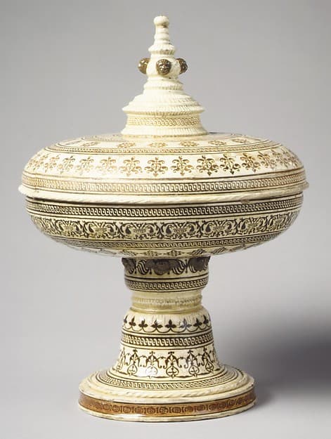 Tazza with cover