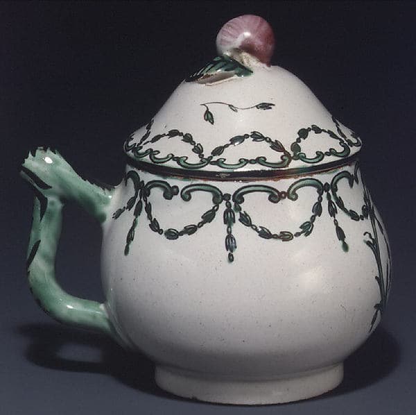 Cream pot, by Veuve Perrin Factory