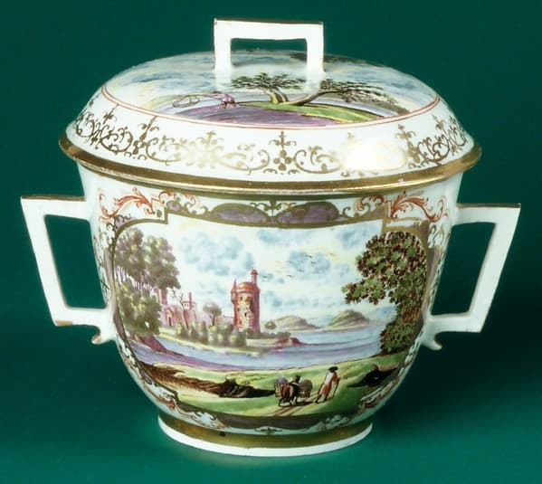 Bowl with cover (part of a set), by Meissen Manufactory
