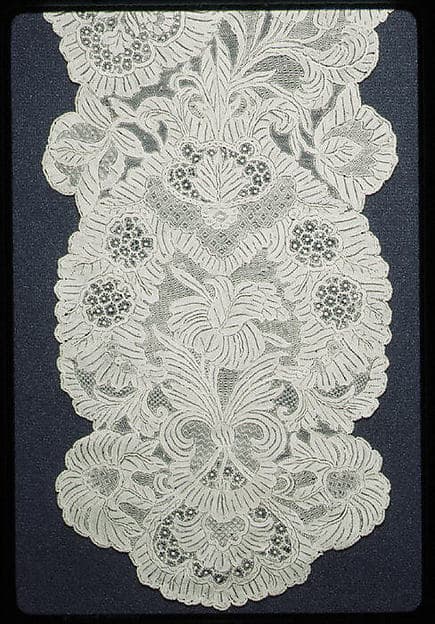 Pair of lappets