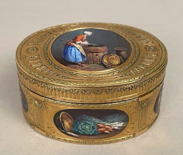 Snuffbox with kitchen scenes