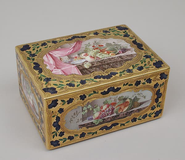 Snuffbox, by Jean Formey