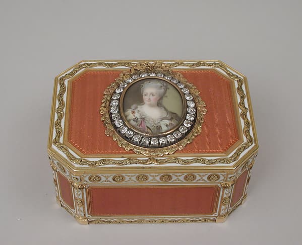Snuffbox with portrait of Catherine II (1729–1796), Empress of Russia, by Joseph Etienne Blerzy