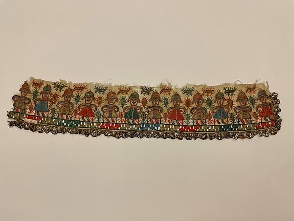 Scarf end