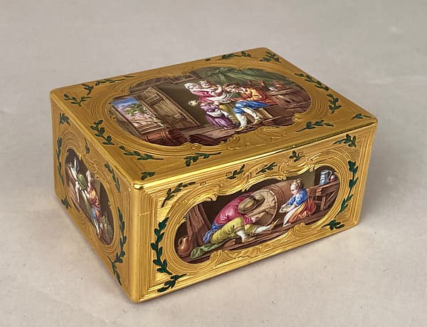 Snuffbox, by Jean Ducrollay
