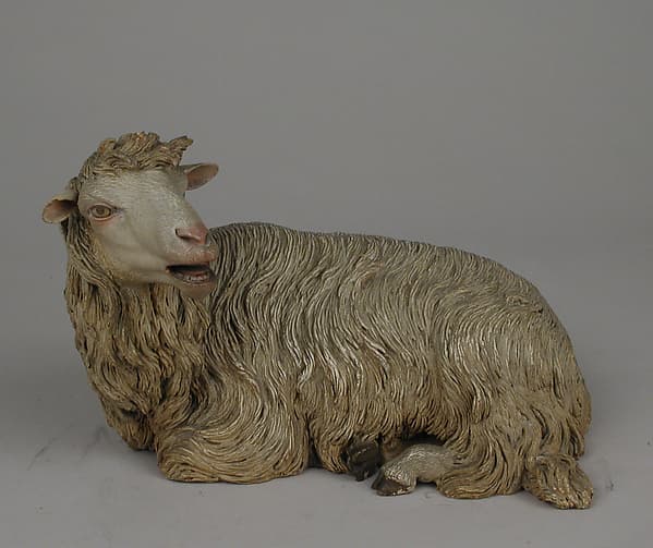 Seated sheep, by Nicola Vassalo