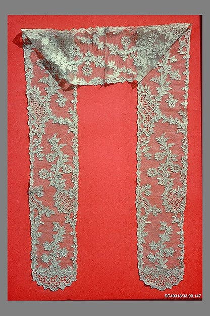 Pair of lappets