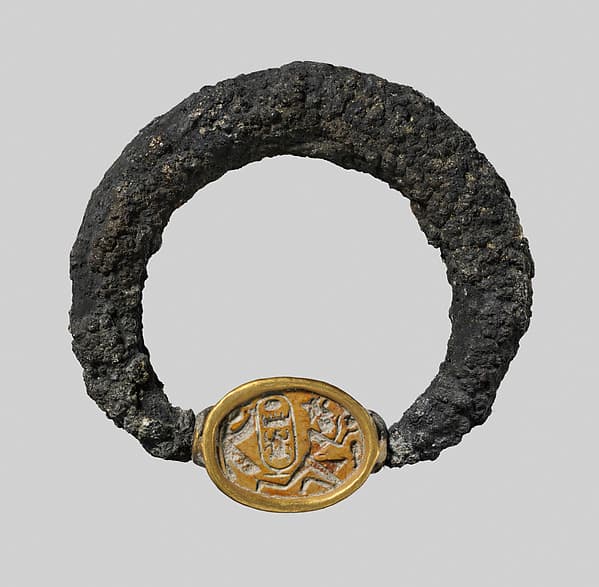 Silver ring with "Men-kheper-ra" scarab
