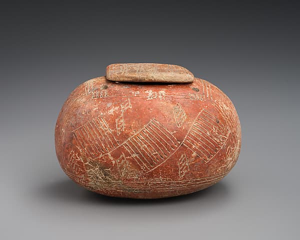 Terracotta pyxis (box) with lid