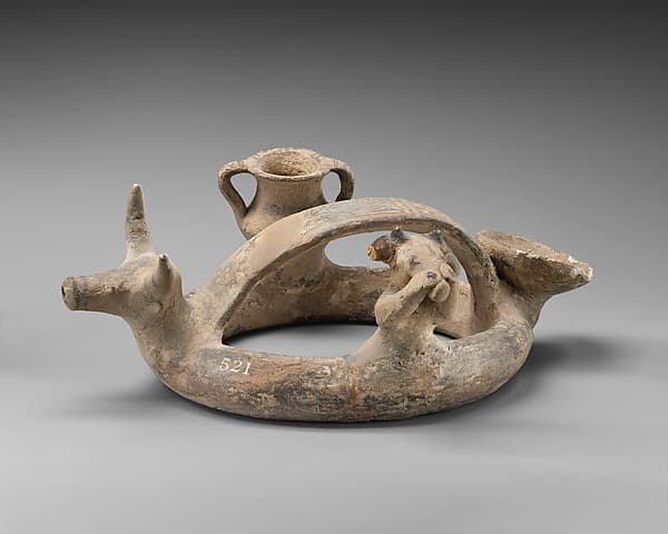 Ring-vase