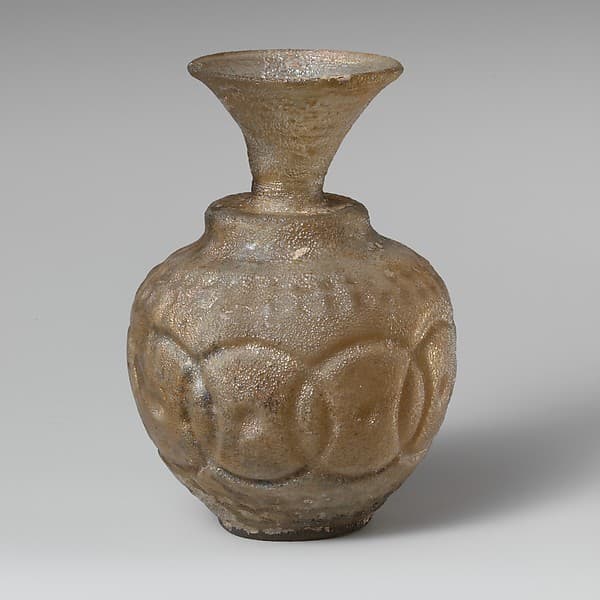 Glass flask decorated with intersecting circles