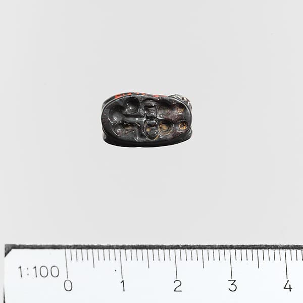 Jasper triangular prism
