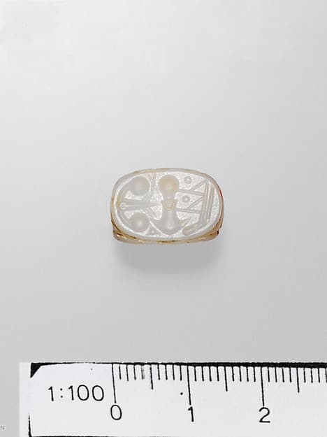 Agate triangular prism