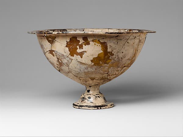 Glass krater (mixing bowl)