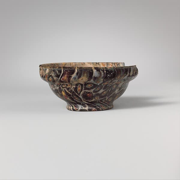 Glass mosaic carinated bowl