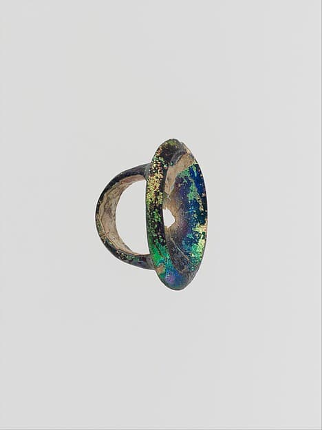 Glass finger ring
