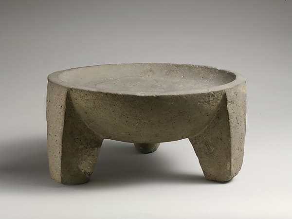 Basalt tripod vessel or mortar