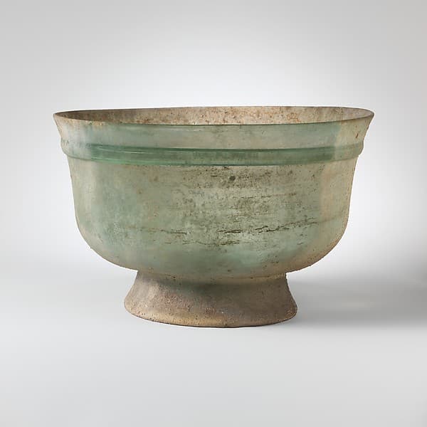 Glass bowl