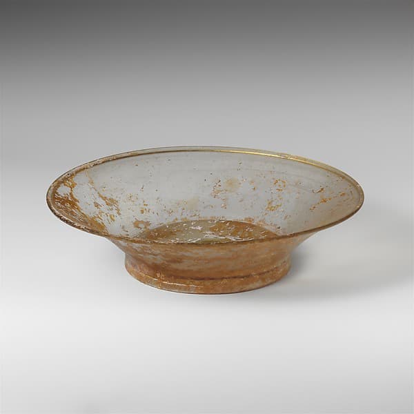 Glass dish