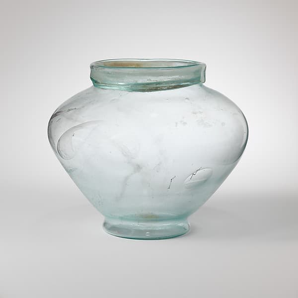 Glass jar