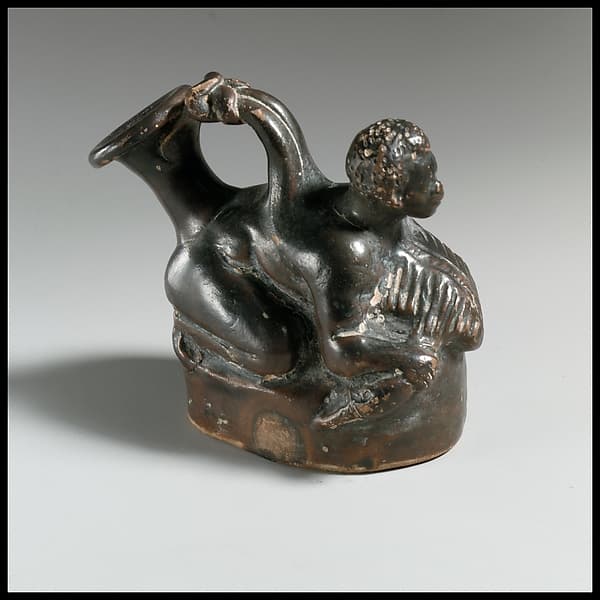 Terracotta askos (flask with a spout and handle)