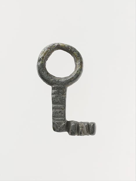 Bronze ring key