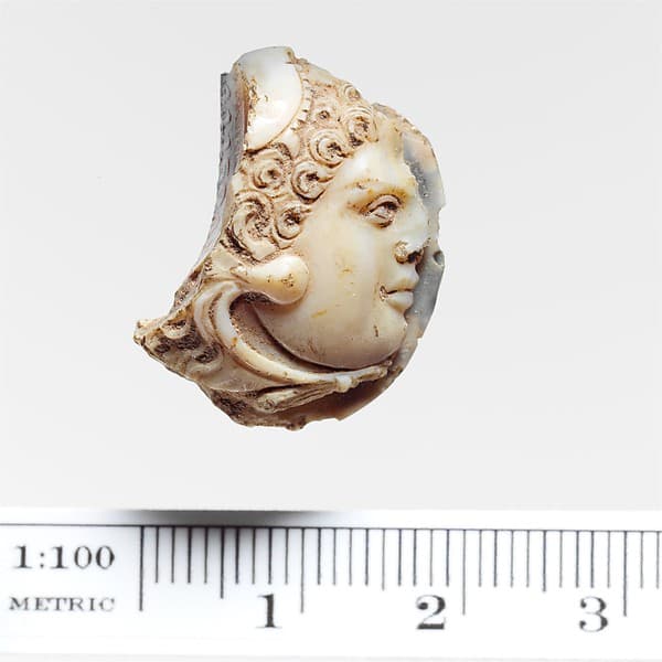 Onyx cameo