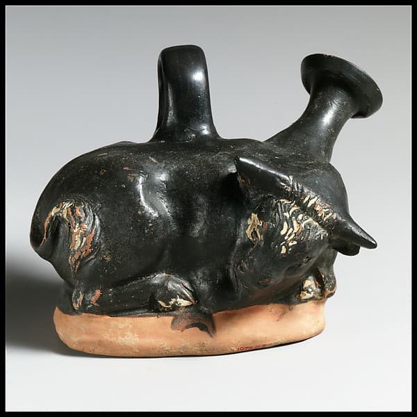 Terracotta askos (flask with a spout and handle over the top)