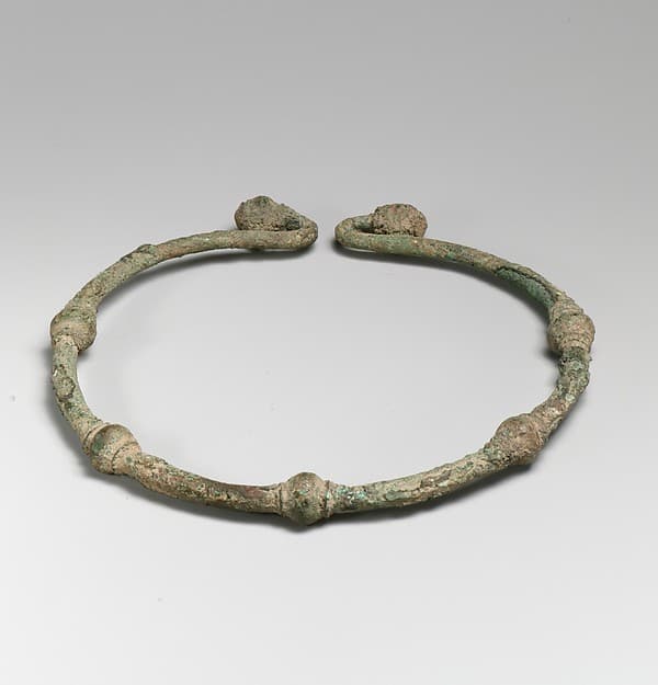Necklace or neck ring