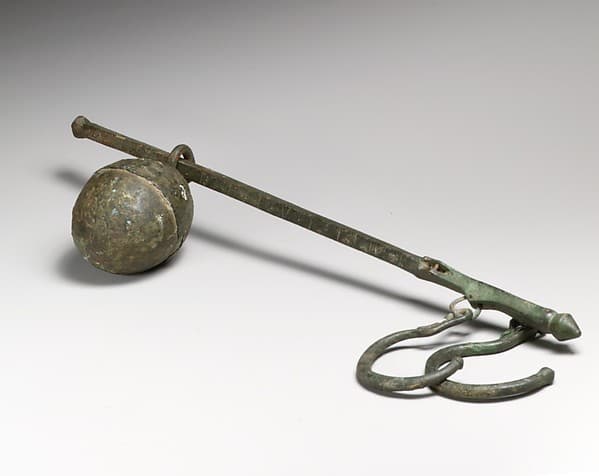 Bronze steelyard and weights