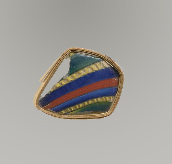 Glass striped mosaic bowl fragment